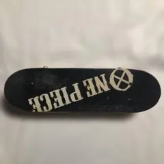 アニメデザイン スケートボード　ワンピース