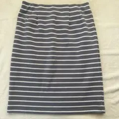 コムサ　タイトスカート　膝丈　ボーダー　グレー　ホワイト