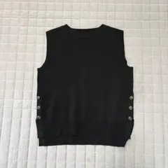 しまむらSEASON REASONベスト　新品✨のサムネイル