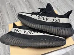 Yeezy Boost 350 V2 ブラック/ホワイトBY1604 us10