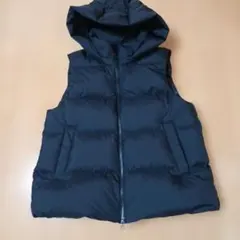 ユニクロ　ウルトラライトダウン　ベスト