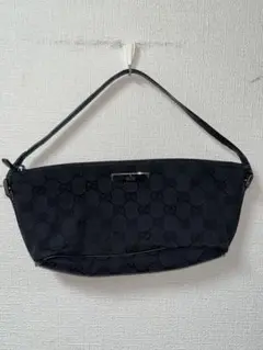GUCCI ブラック ハンドバッグ GGパターン