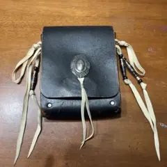 本革コンチョ付メディスンバッグ　ウエストバッグ