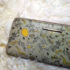 Samantha Thavasa くまのプーさん ラウンドジップ長財布 ベージュのサムネイル