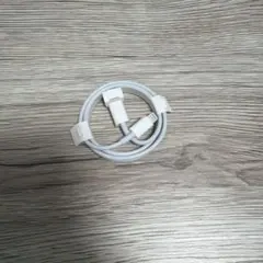 USB-c Lightningケーブル 約1メートル ホワイト