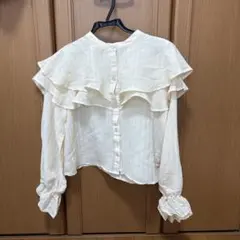 ambre neige フリル付きアイボリー長袖ブラウス フリーサイズのサムネイル