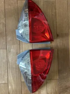 トヨタ純正ラクティス NCP120系メイクアップリアコンビネーション
