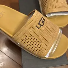 【新品未使用】UGGメンズサンダルのサムネイル