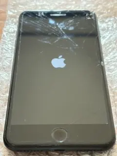 Apple iPhone 7 Plus ブラック 画面ひびあり