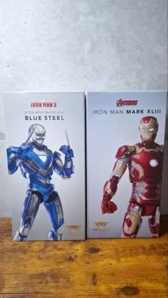 Comicave Studios アイアンマン フィギュア 2体セット Comicave Studios アイアンマン フィギュア 2体セット - メルカリ