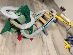 Item thumbnail for item 8c1421b3-9f90-4141-beb7-ff8f0bc55125