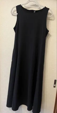 UNIQLO ブラック ノースリーブ ワンピース L