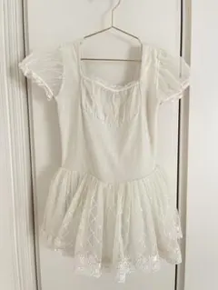 【新品未使用】チャコット レオタード ヨーロピアンピンストライプ/L 新品未使用】チャコット レオタード ヨーロピアンピンストライプ/L