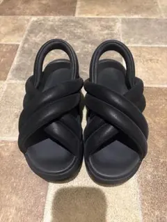 DOLCE&GABBANA クロスストラップ サンダル ブラック 40 - メルカリ