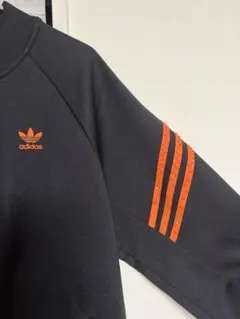 adidas × Swarovski トラックジャケット