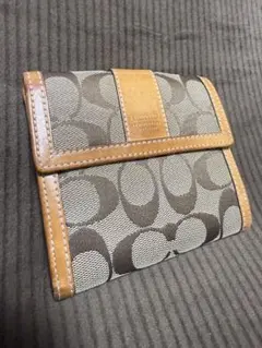 COACH コーチ 二つ折り財布 シグネチャー ベージュ レザー