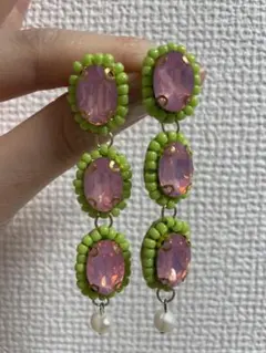 Item thumbnail for item 8771432c-1ca2-4469-ab9f-ea6baa9a9f2c