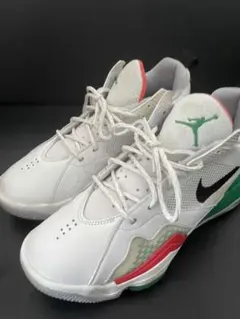 ジョーダンズーム92 スニーカー