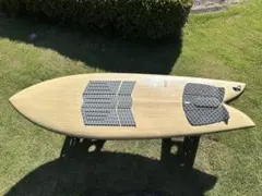 three whether フィッシュ　5’11ft 41L. 【手渡し限定】のサムネイル