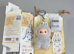 LABUBU PIN FOR LOVE C 正規品