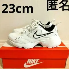 新品　ナイキ　23cm スニーカー　　Nike　匿名配送　靴　値下げ不可　エア