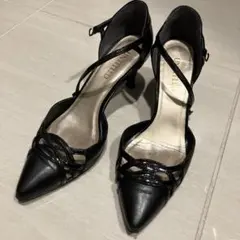 UNTITLED 黒パンプス 23cmのサムネイル