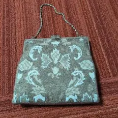 Item thumbnail for item c0f0628c-41bd-4d6f-9a0f-7f5972eba6a5