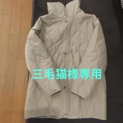 キルト柄フードジャケット。