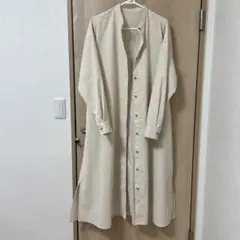 GU シャツ　ロングワンピース 長袖 コーデュロイ　ベージュ　前あき　羽織