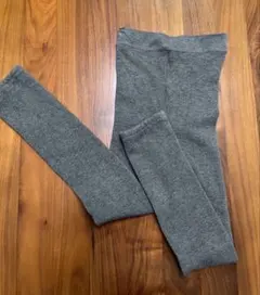 ユニクロ　UNIQLO 極暖　ヒートテックレギンス　グレー レギンス 130