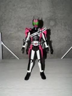 真骨彫 仮面ライダーディケイド 50周年記念版（オプションパーツ付）のサムネイル