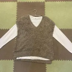 ファジーニット Vネックベスト ベージュ