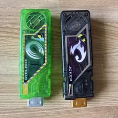 ガシャポン版ガイアメモリ　サイクロン & ジョーカー ボイスバージョン