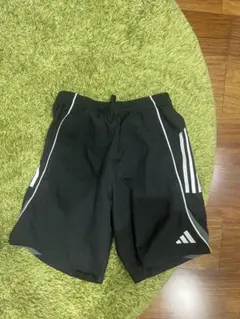 adidas 黒 ハーフパンツ 3本ストライプ Lサイズ