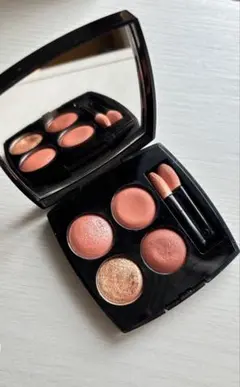 CHANEL レ キャトル オンブル368 ゴールデン メドウ アイシャドウ