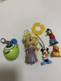 ディズニーマイク・ワゾウスキ LEDライト付きストラップとキャラクターセット