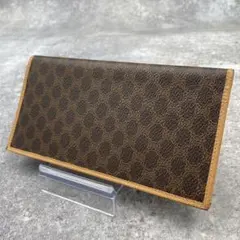 Item thumbnail for item ab637d7b-ac47-4741-b845-2e54d21e27df