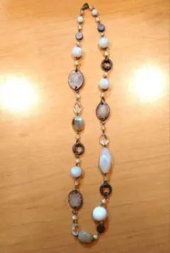 ビーズネックレス