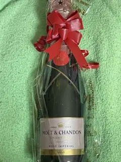 MOET & CHANDON ROSE IMPERIAL 375mlのサムネイル