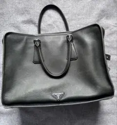 PRADA プラダ サフィアーノレザー ビジネスバッグのサムネイル