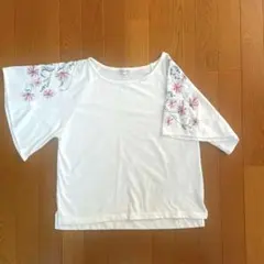 GLOBAL WORKのカットソーです♪