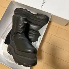【新品未使用】sacai サイドゴアブーツ 厚底 ブラック　36 ビブラムソールのサムネイル