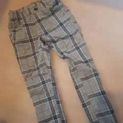 カーキ系チェック長ズボン