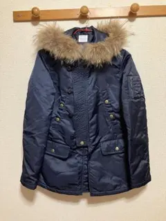 Item thumbnail for item 750855a0-a823-4f29-9d19-15c65f92bad3