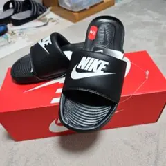 NIKEシャワー サンダル ブラック 　　　　ナイトセールでお値段下げました❗のサムネイル