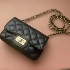 ★本日特価 AULENTTIオウレンティキルティング ショルダーバッグ ブラック