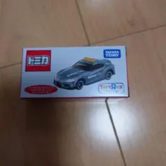 トミカ トヨタ GR スープラ セーフティーカーのサムネイル