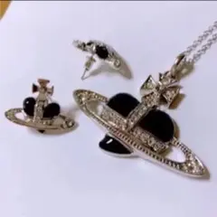 Vivienne ネックレス　ピアス　セット　ディアマンテ　ブラック