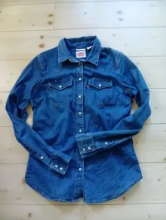Levi's ダンガリーシャツ タイトフィットSサイズ