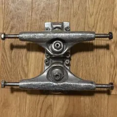 Item thumbnail for item dae48e85-1075-4958-9a80-bba6e31f71e2